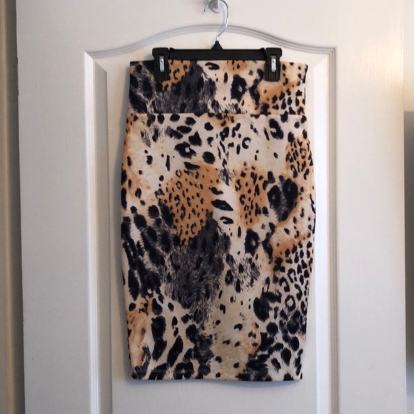 Skirt - Picture 1 of 3